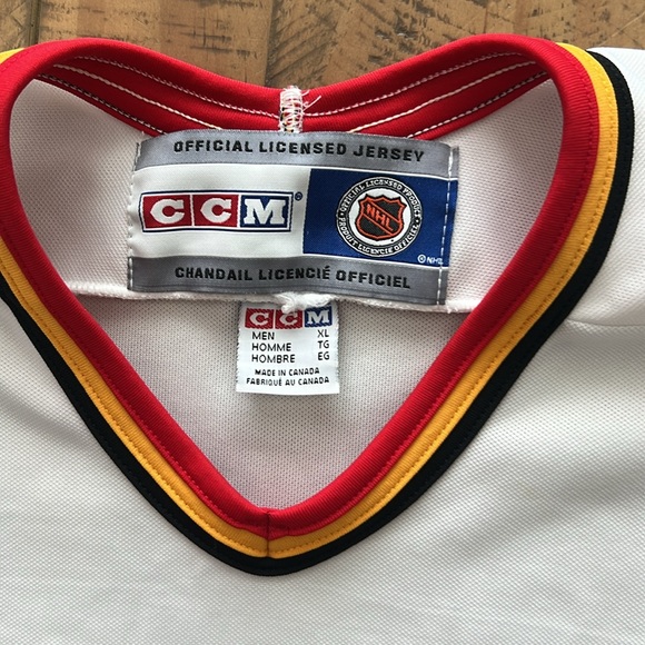 Calgary Flames Hockey Jersey - Size XL - Picture 7 of 10